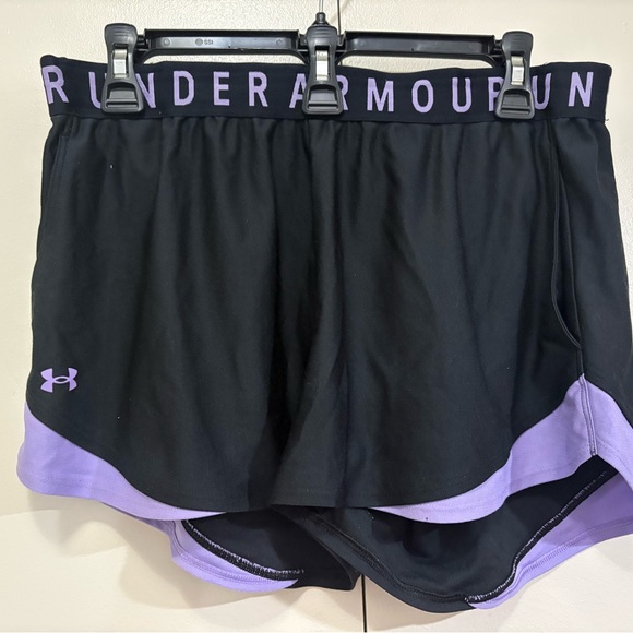 Under Armour Black and Purple Athletic Shorts Lightweight Performance - Picture 2 of 8